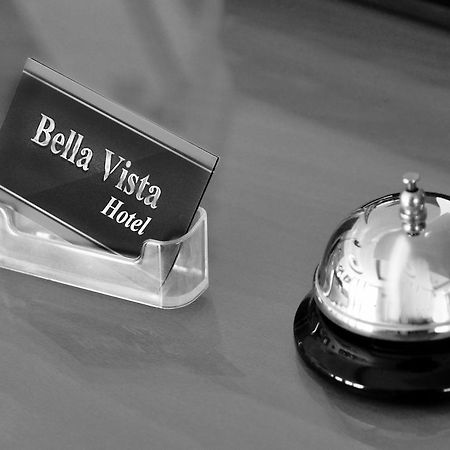 Hotel Bella Vista พีเรียส ภายนอก รูปภาพ