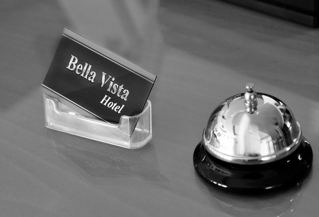 Hotel Bella Vista พีเรียส ภายนอก รูปภาพ